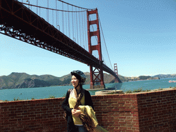 Mengjin at the Golden Gate Bridge