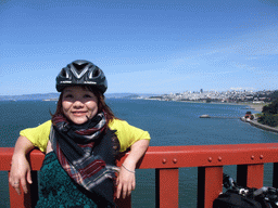 Miaomiao on the Golden Gate Bridge