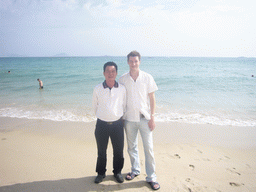 Tim with a friend of Miaomiao`s father at the beach of Yalong Bay