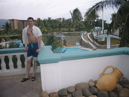 Tim with a view on the swimming pool at the Gloria Resort Sanya