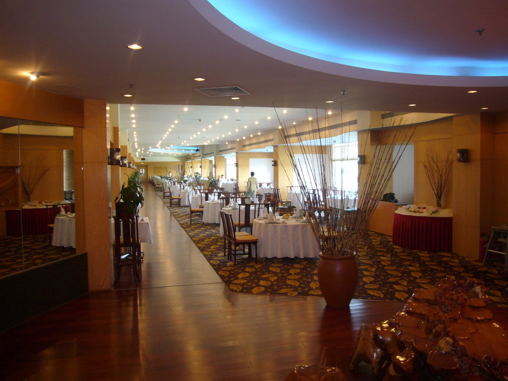 The restaurant of the Gloria Resort Sanya