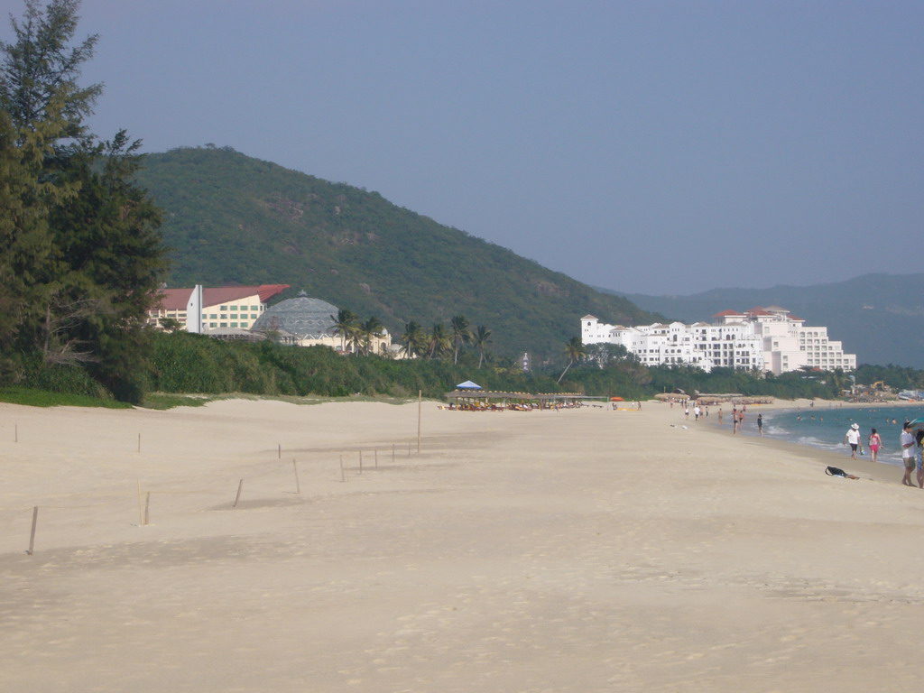 The Universal Resort China and the Aegean Conifer Suites Resort Sanya at the beach of Yalong Bay