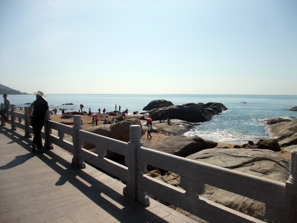 Rocks at the beach of the Sanya Nanshan Dongtian Park