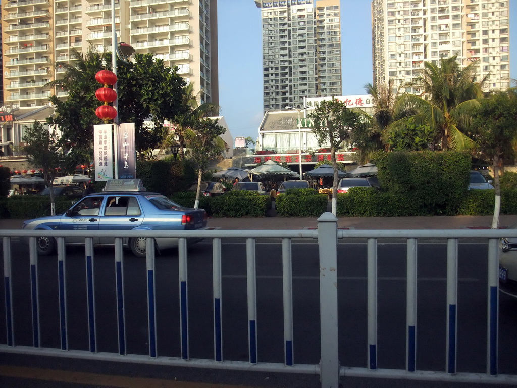 Buildings at Sanyawan Road, viewed from a car