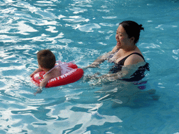 Miaomiao and Max in the swimming pool of the Sanya Bay Mangrove Tree Resort