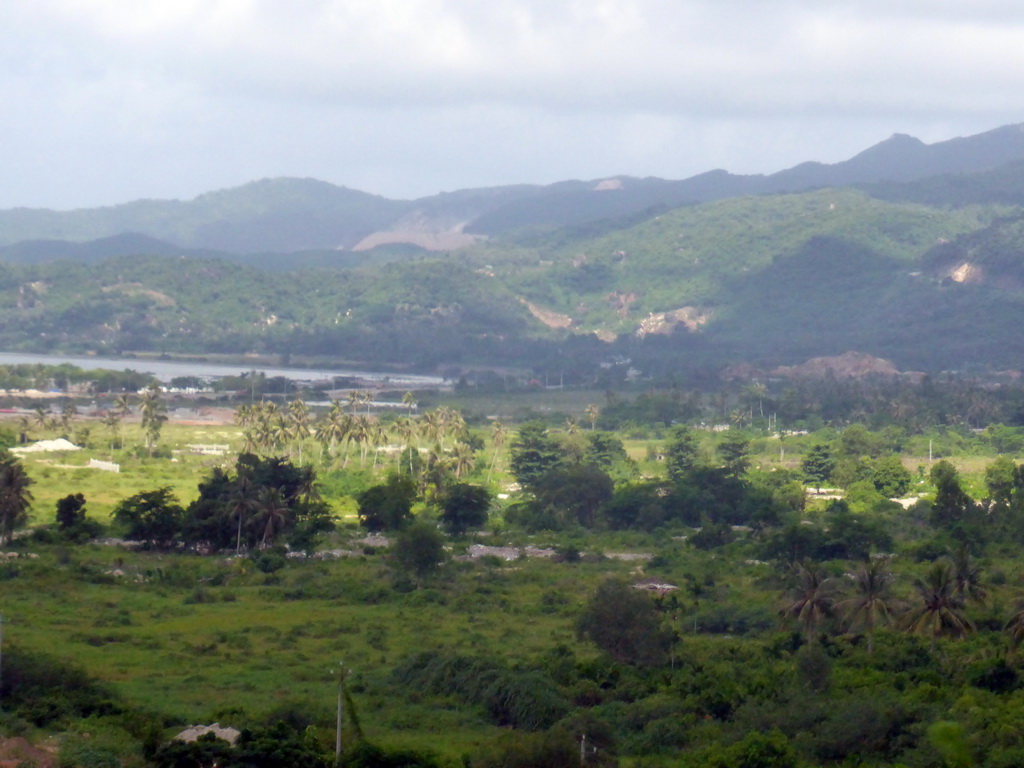 Tielu Port and surrounding hills, viewed from the car at the 223 National Road near Shangzhuluocun