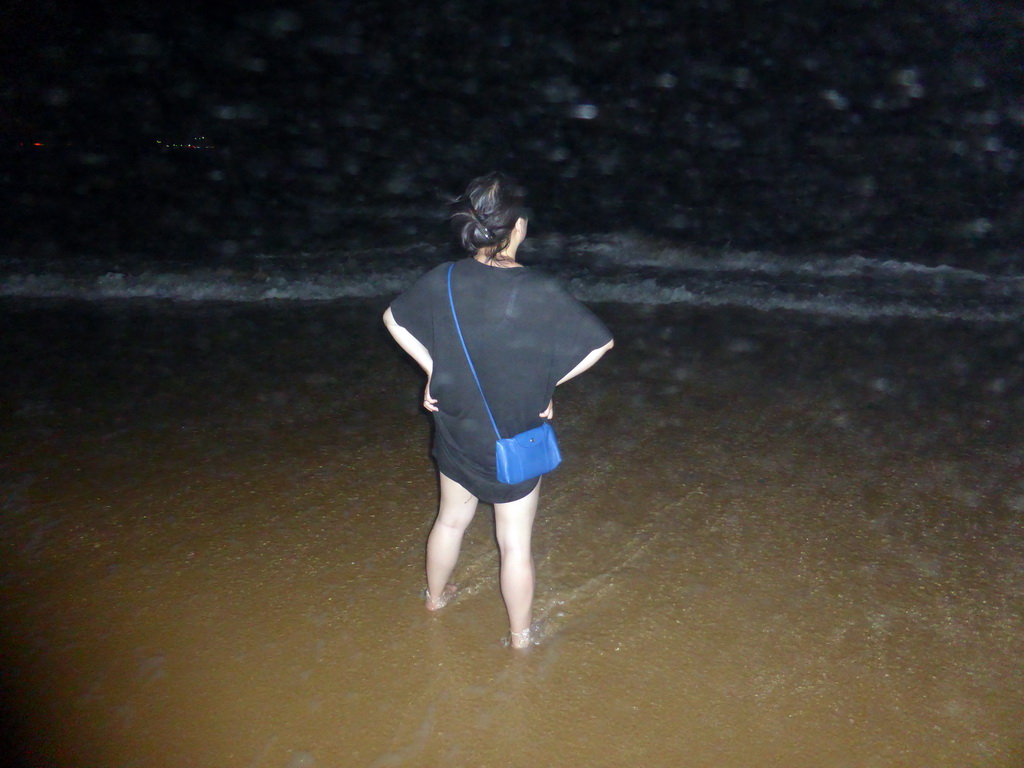 Miaomiao on the beach of the InterContinental Sanya Haitang Bay Resort, by night