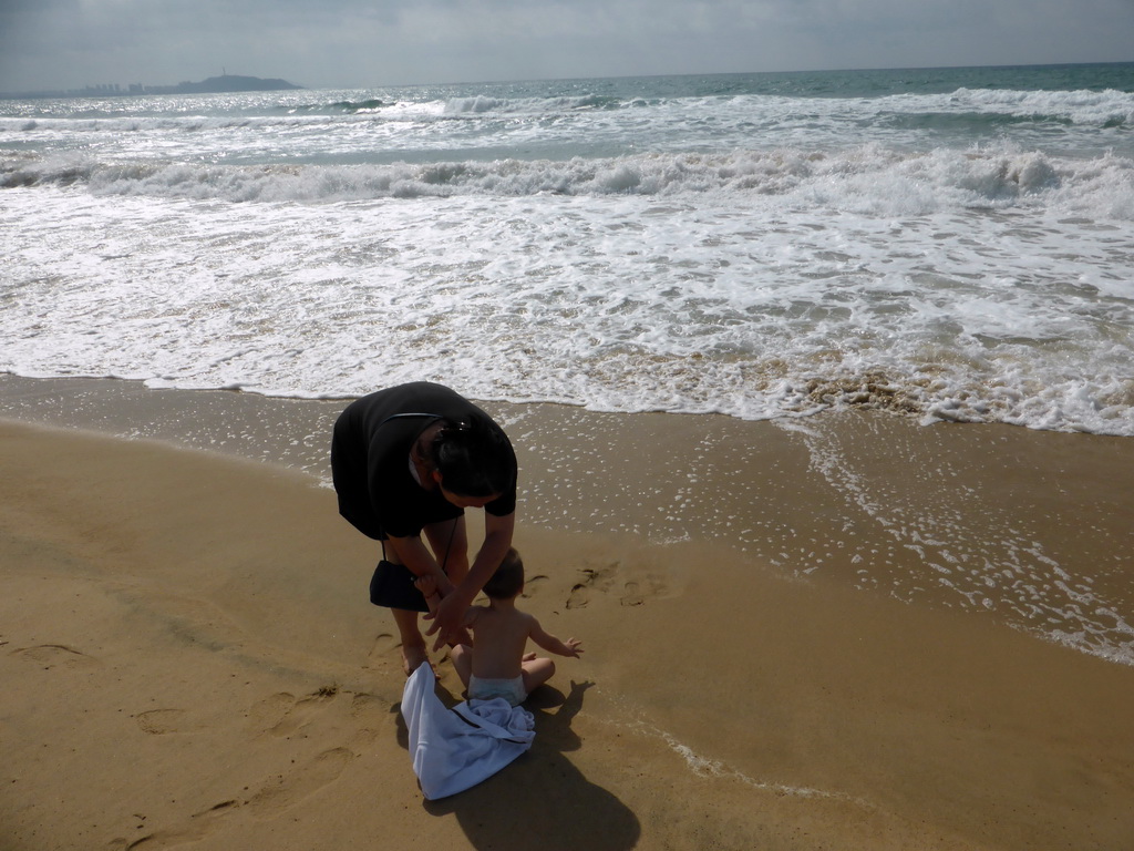 Miaomiao and Max at the beach of the InterContinental Sanya Haitang Bay Resort