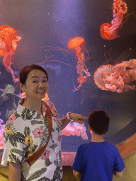 sanya_4_059 - 260 kb - 768x1024 -
