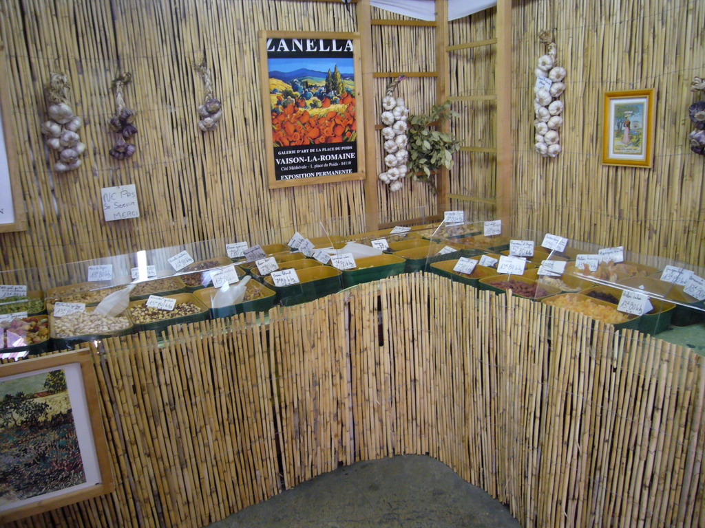 Dried fruits in the Lavender shop