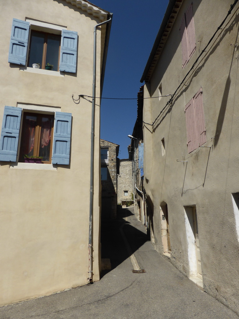 The Rue du Club street, viewed from the Grande Rue street