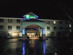 Front of the Holiday Inn Express Bothell hotel, by night