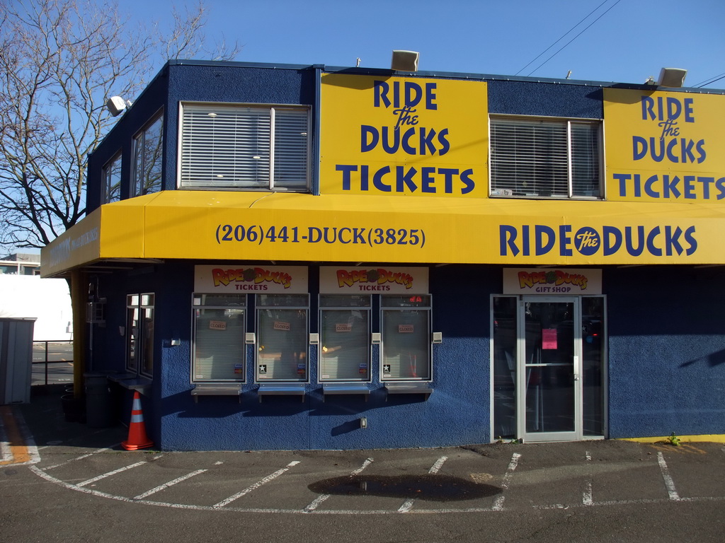 Ride the Ducks ticket booth at Broad Street