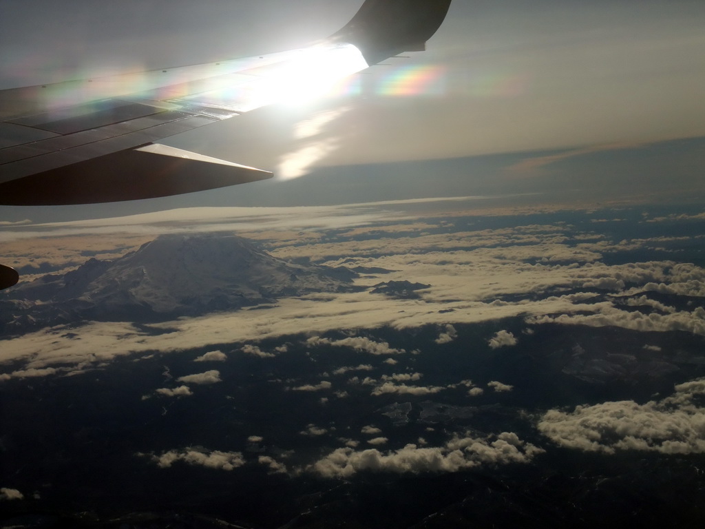 Mount Rainier, viewed from the airplane to New York