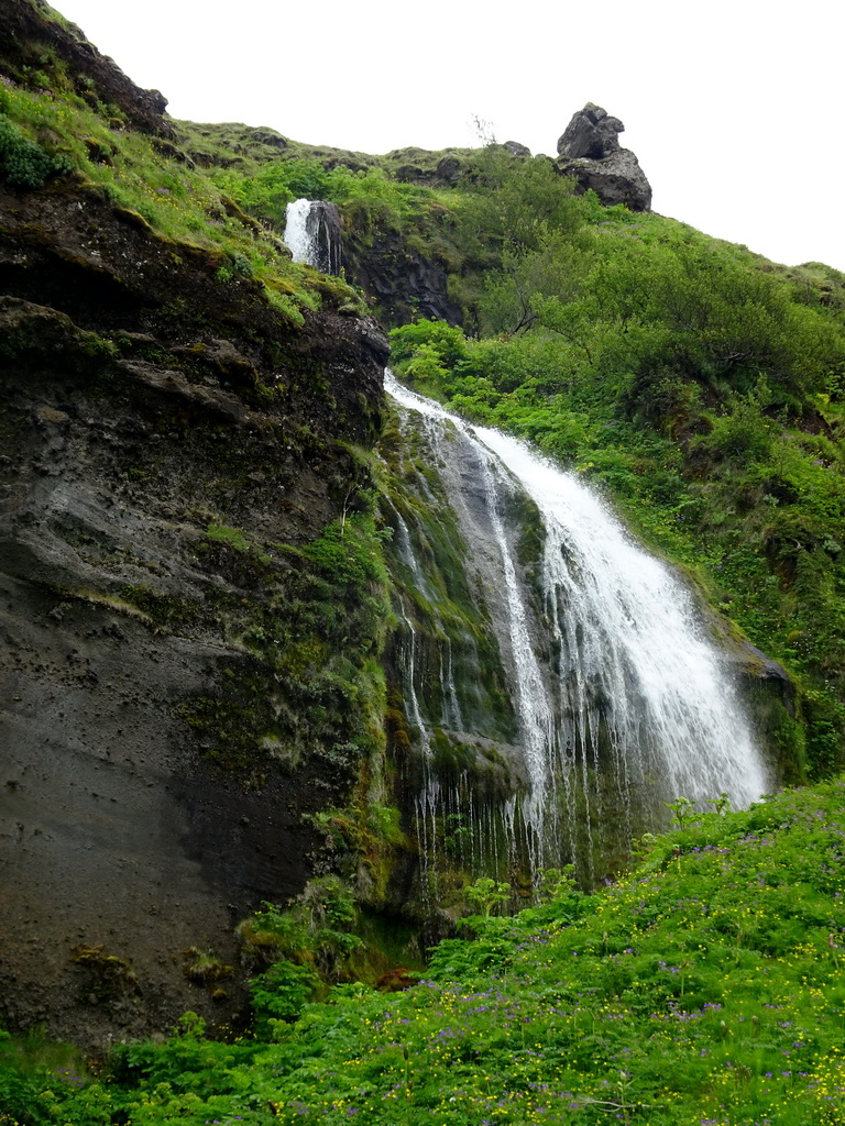 Smaller waterfall at the north side of the Seljalandsfoss waterfall