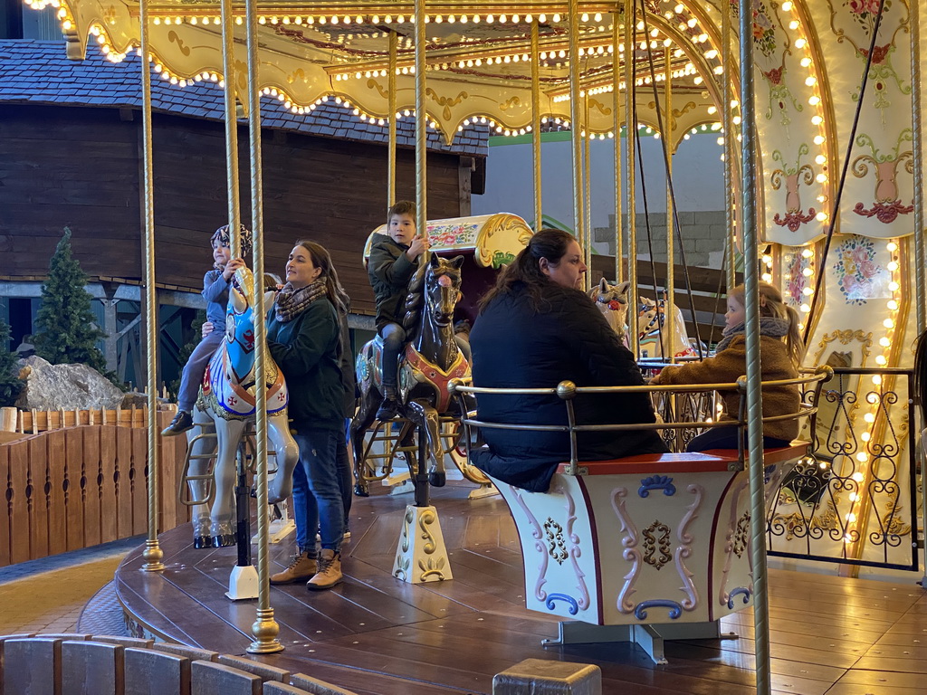 Max at the Karussell attraction at the Wunderwald section at the Toverland theme park