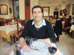 Tim having lunch in the Restaurante El Giraldillo