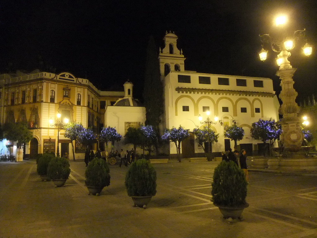 The Plaza Virgen de los Reyes square with the Convento de la Encarnación building, by night