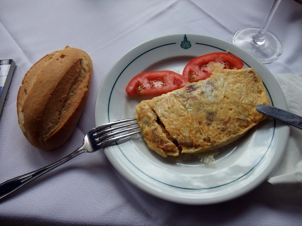 Brunch at Bar Gonzalo at the Calle Alemanes street