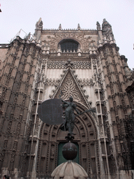 South side of the Seville Cathedral, with a copy of the Giraldillo