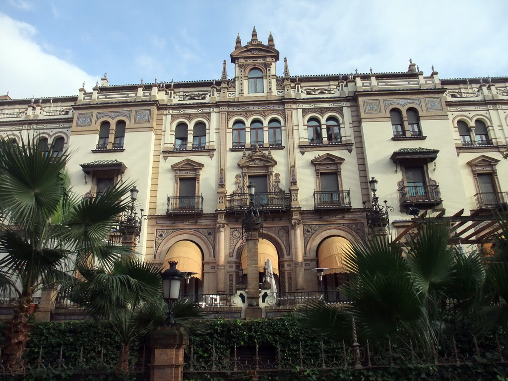 West side of the Hotel Alfonso XIII