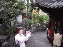 Miaomiao in the Yuyuan Garden in the Old Town