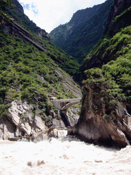 Bridge and tiger statue at Tiger Leaping Gorge