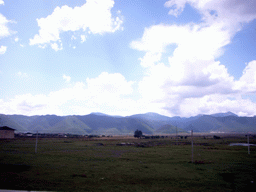 Grassland and mountains near Shangri-La