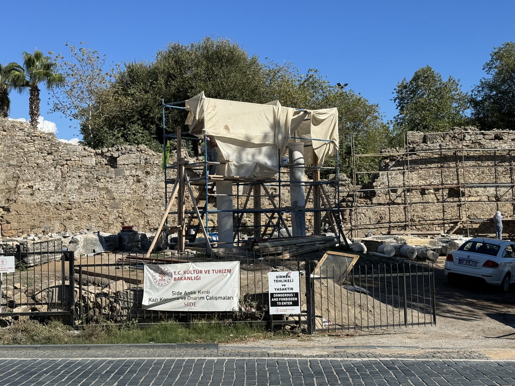 Columns and walls at the Nymphaeum at the Side Caddesi street, under renovation