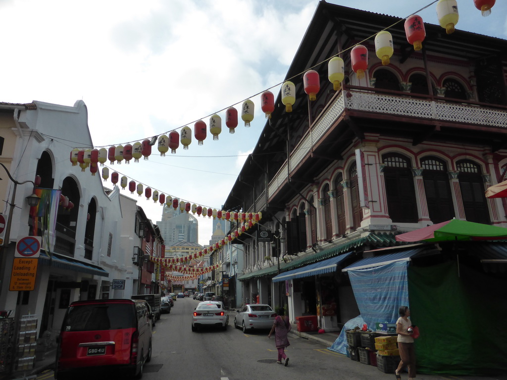Shops and decorations at Temple Street