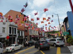 Shops and decorations at the crossing of South Bridge Road and Temple Street