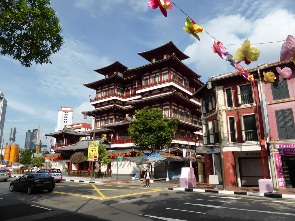 Front of the Buddha Tooth Relic Temple and Museum at South Bridge Road