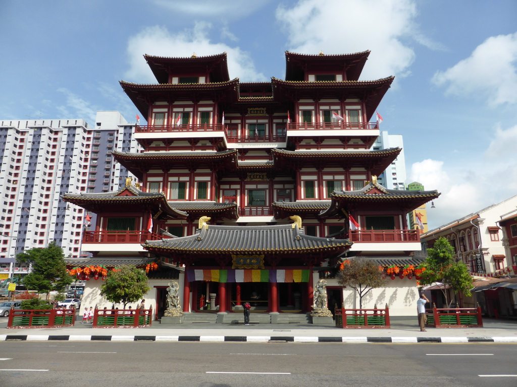 Front of the Buddha Tooth Relic Temple and Museum at South Bridge Road