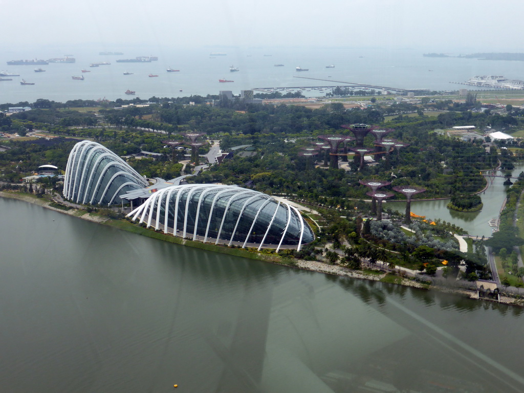 The Marina Bay and the Gardens by the Bay with the Cloud Forest, the Flower Dome and the Supertree Grove, viewed from the Singapore Flyer ferris wheel