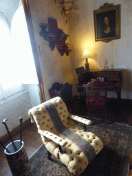 Room with chairs and desk at the upper floor of the Palácio da Pena palace