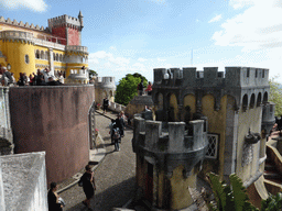 Path at the front of the Palácio da Pena palace, viewed from the front upper square