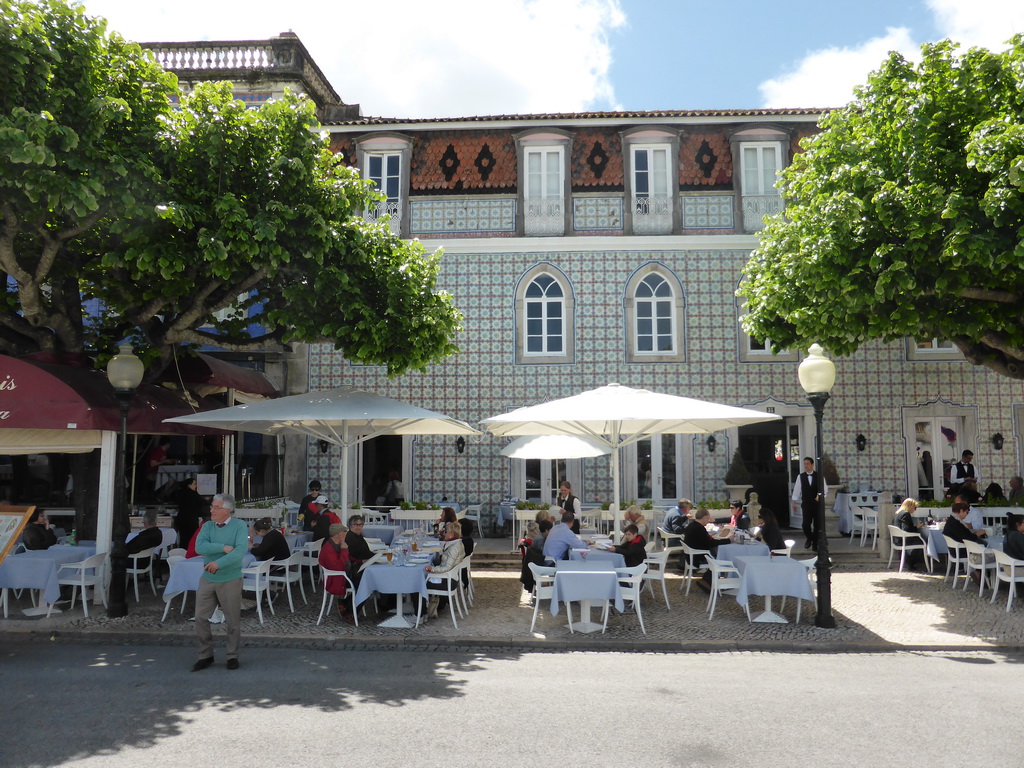 Front of the Café Paris restaurant at the Praça da República square