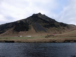 Mountain on the west side of Skógar