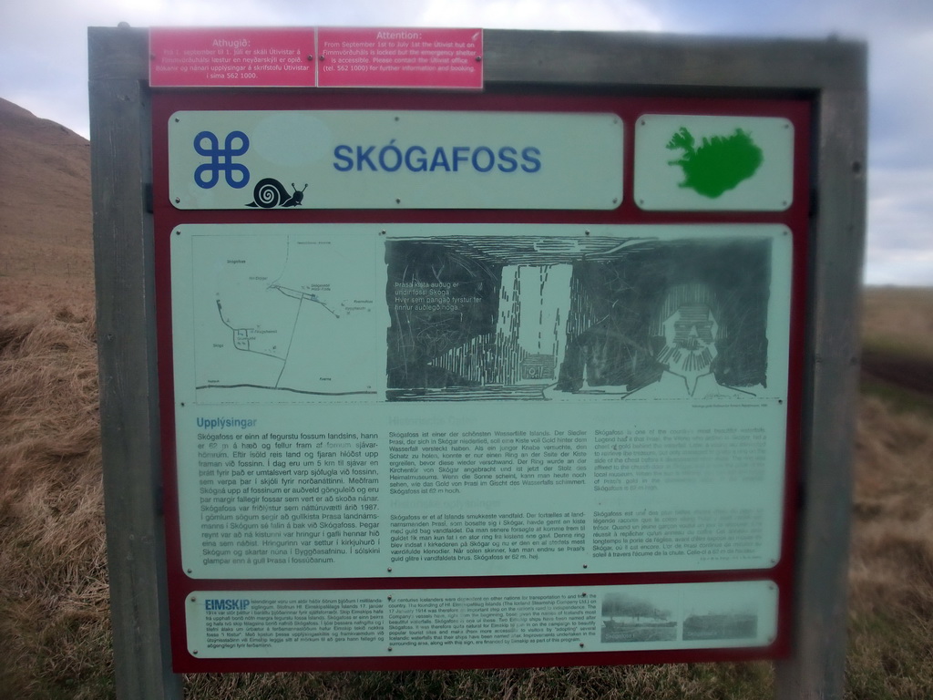 Explanation on the Skógafoss waterfall