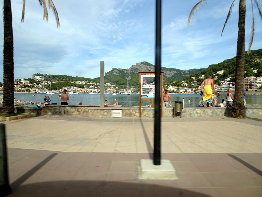 The Platja d`en Repic beach and the harbour, viewed from the rental car on the Polígon de Sa Platja street