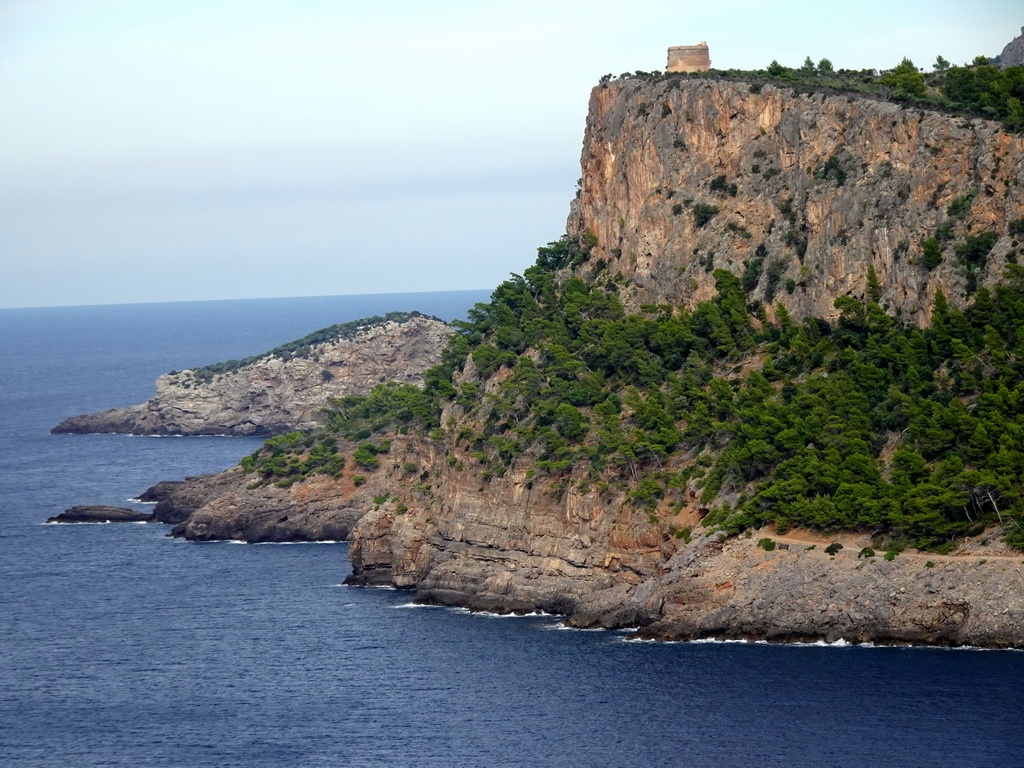 The Torre Picada tower, viewed from the northern end of the Calle Poligono street