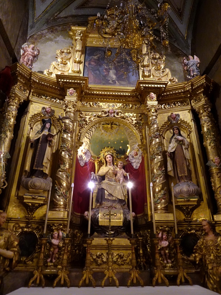 Northeastern side chapel of the Església de Sant Bartomeu church