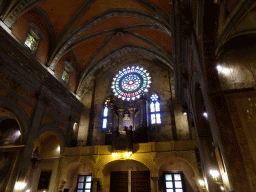 Nave, rose window and organ of the Església de Sant Bartomeu church