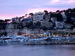 Boats and houses at the northeast side of the harbour, viewed from the Polígon de Través street, at sunset