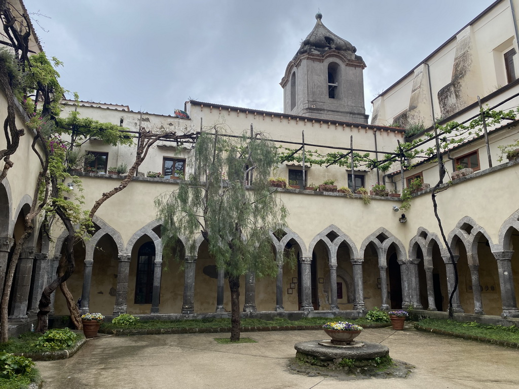 Inner square and tower of the Chiostro di San Francesco cloister