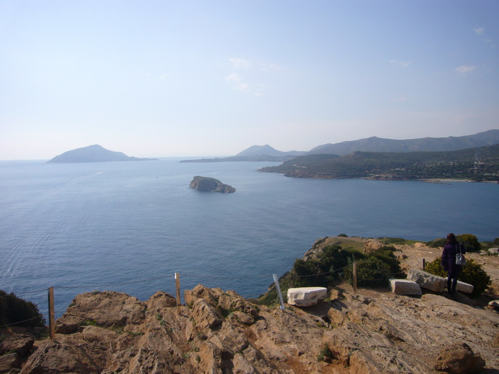 Miaomiao at Cape Sounion