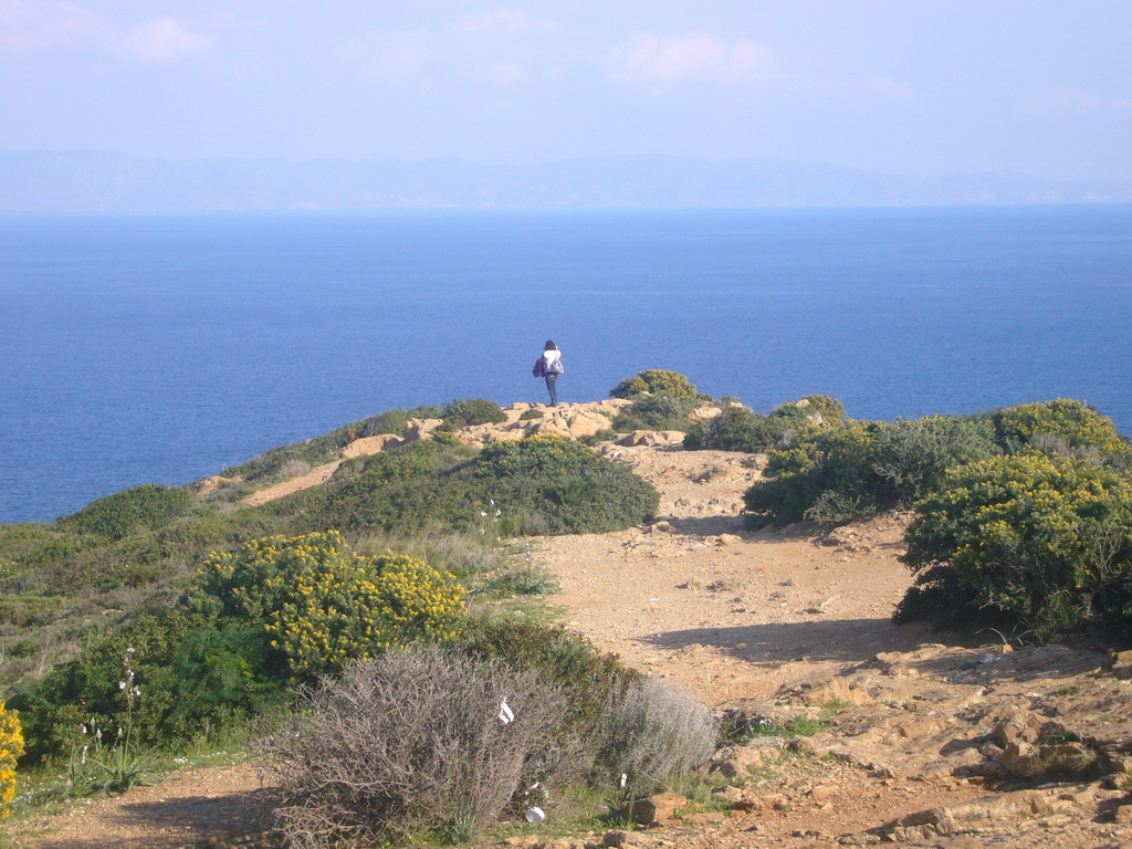 Miaomiao at Cape Sounion