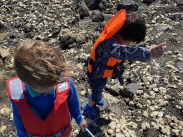 Max and his friend catching crabs on the beach near the Steiger Stavenisse pier