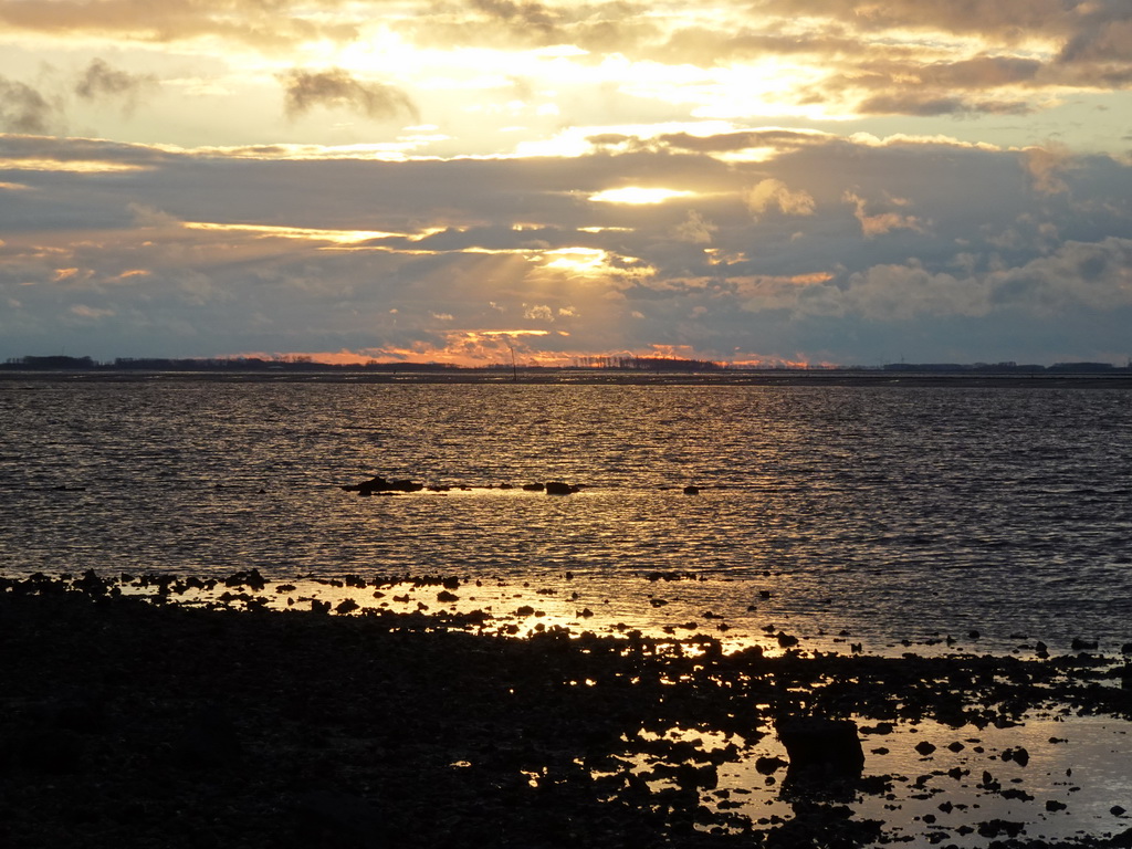 Sunset at the beach near the Dijkweg road