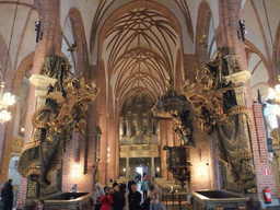 Nave, rood screens, pulpit and organ in the Saint Nicolaus Church